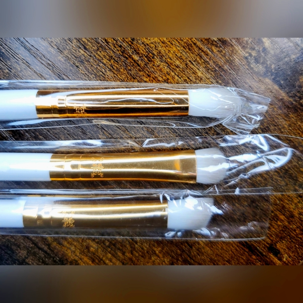 5/75$ F.A.R.A.H 3 piece brush set